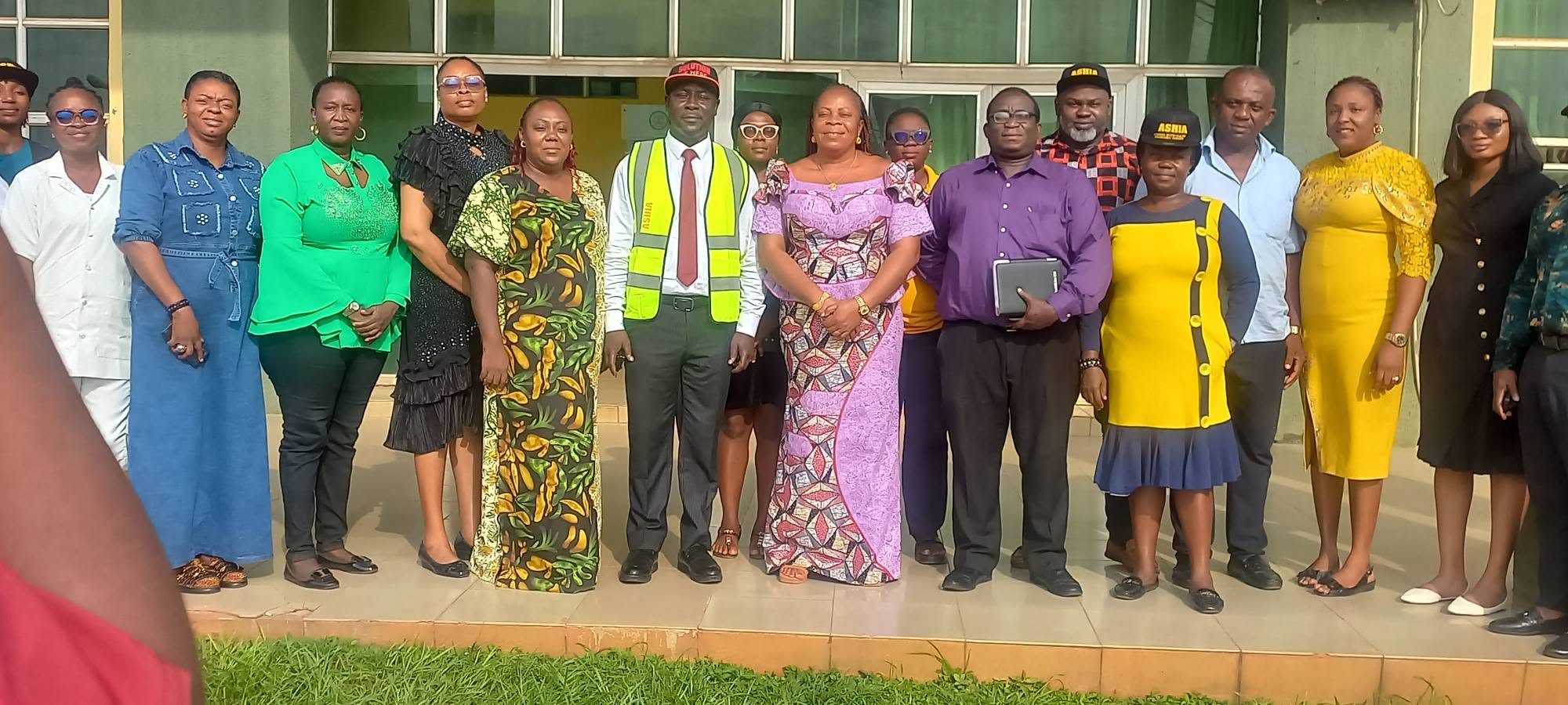 COOUTH CMD RECEIVES ASHIA EXECUTIVE SECRETARY