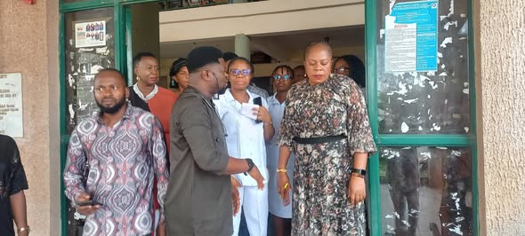 DR. UMEAKUEWULU CONTINUES FACILITY TOUR