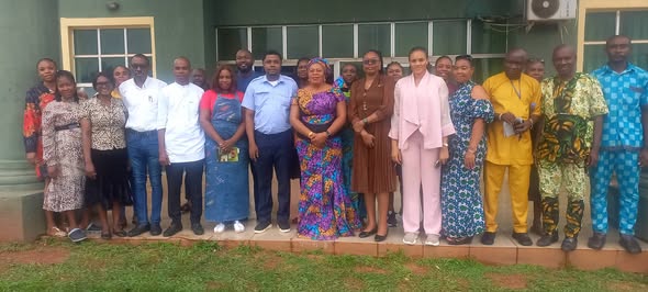 DR. UMEAKUEWULU HOLDS STRATEGIC MEETING WITH PHARMACY DEPARTMENT