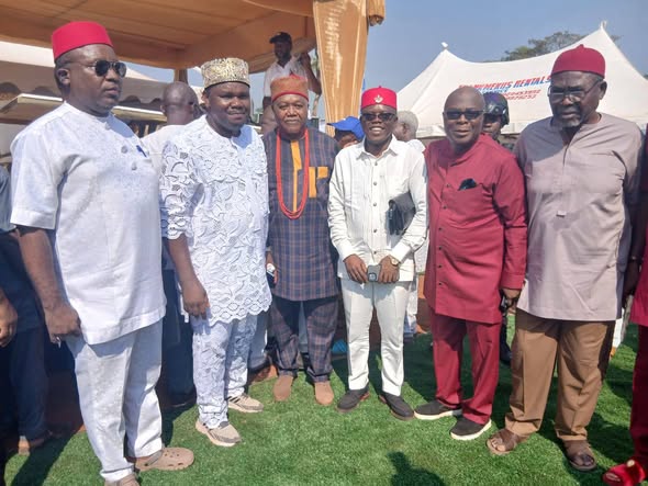 DR. AKABUIKE PAYS LAST RESPECTS